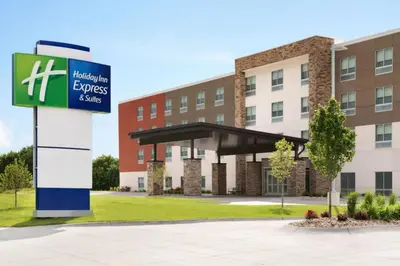 a sign in front of a building at Holiday Inn Express & Suites Columbus - New Albany by IHG in New Albany