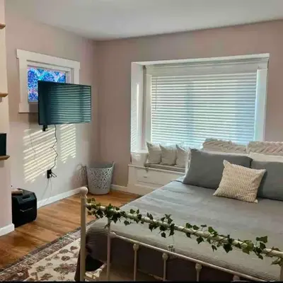 Stained Glass Serenity Suite