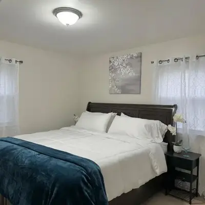 Beautiful 2 BDRM Ocean Inspired Oasis