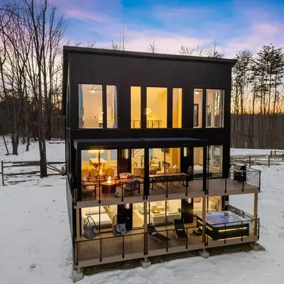 Adamina Canyon Luxurious