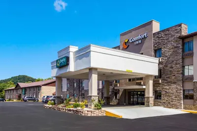 a rendering of a hotel with a parking lot at Comfort Inn Charleston South in Charleston