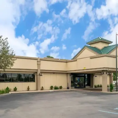 Quality Inn & Suites Monroe