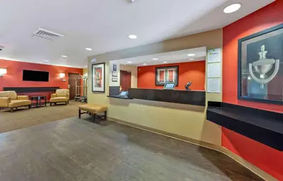 a waiting room in a hospital with a waiting room at Extended Stay America Suites - Columbus - Polaris in Columbus